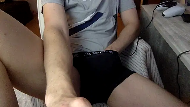 Breezydicksn online show from October 27, 4:44 pm