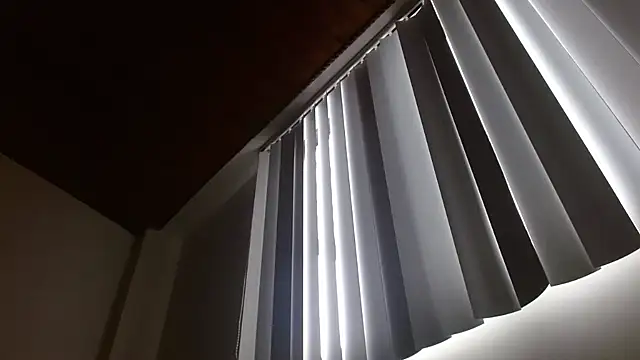 Snapshot of Crystal_Star_ chatting on February 22, 12:58 pm Crystal Star online show from February 22, 12:58 pm