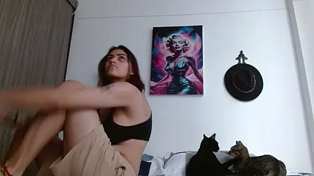 Snapshot of Crystal_Star_ chatting on March 1, 7:16 pm Crystal Star online show from March 1, 7:16 pm