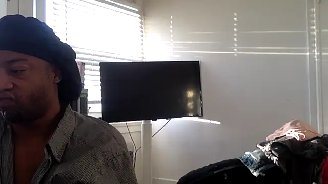 Diodre Benyoon online show from February 24, 2:59 pm