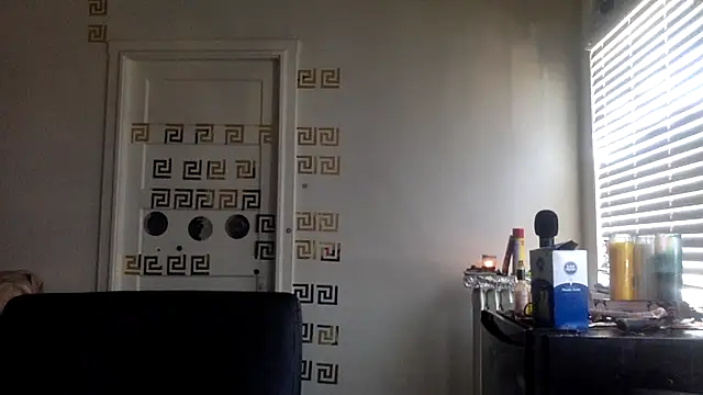 Diodre Benyoon online show from April 18, 12:25 am