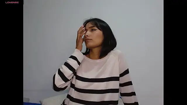 Gia Lee online show from November 29, 2:58 am