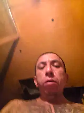 Snapshot of Boogiehtx713 chatting on December 22, 11:18 am Boogiehtx713 online show from December 22, 11:18 am