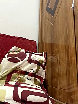 July-Asian online show from October 8, 10:35 am