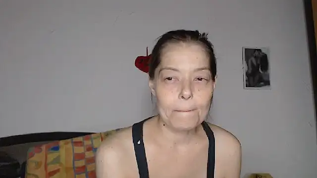 SexySarah177 online show from October 29, 9:49 pm