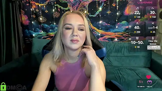 CrystalGirl99 online show from February 5, 7:57 am