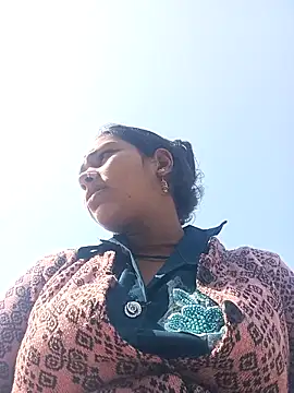 Aapki Chahat0143 online show from November 15, 5:05 am