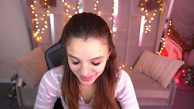 AnitaBambie online show from February 13, 7:04 am