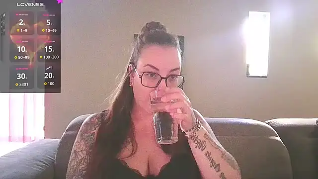 Snapshot of Miss_Lucifer6 chatting on September 30, 2:44 pm Miss Lucifer6 online show from September 30, 2:44 pm