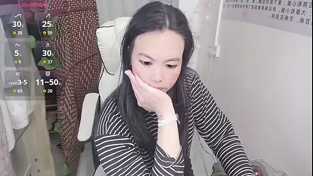 Snapshot of KateCondon chatting on March 9, 9:24 am KateCondon online show from March 9, 9:24 am