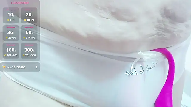 KateCondon online show from April 26, 9:56 pm