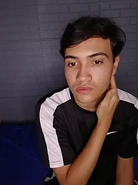 Snapshot of novinho_safado__ chatting on March 1, 12:07 pm novinho safado online show from March 1, 12:07 pm