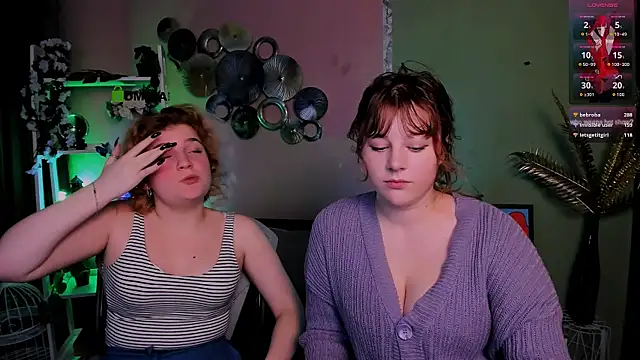 lola sun12 online show from December 17, 9:10 pm