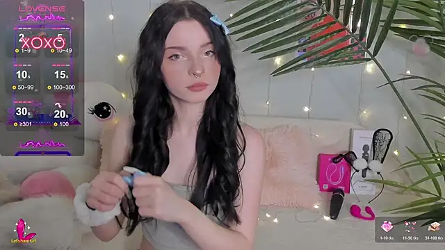 BlackyLii online show from December 20, 1:02 am