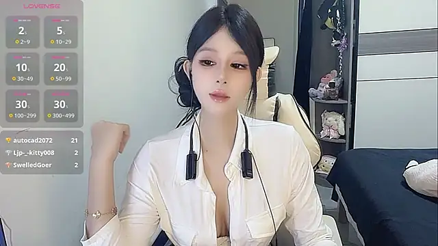 coco coco cc online show from November 15, 5:05 am