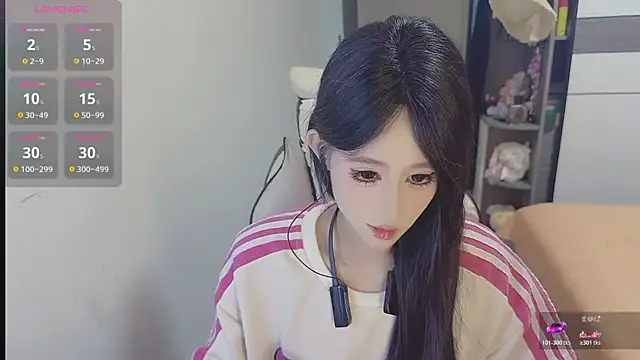 Snapshot of coco_coco_cc chatting on April 21, 8:42 am coco coco cc online show from April 21, 8:42 am