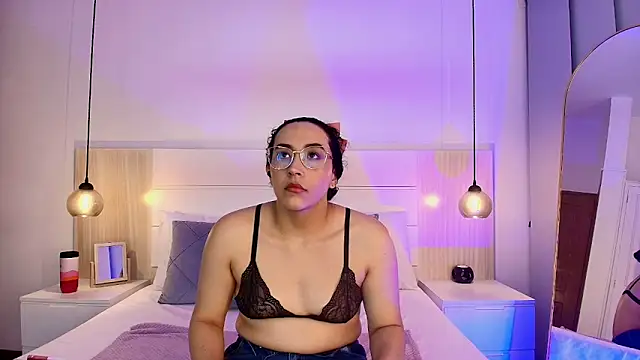 alehia cute online show from October 9, 10:19 pm