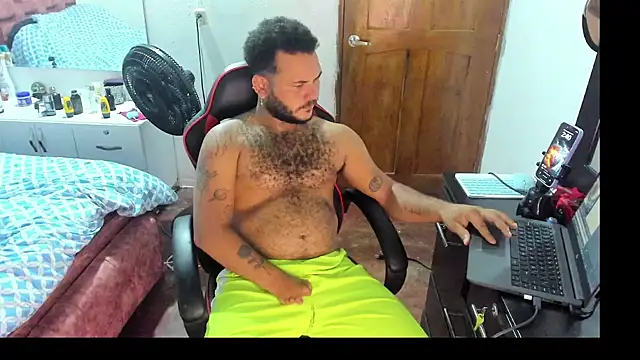 Snapshot of Alex_Dancy5 chatting on September 9, 6:40 pm Alex Dancy5 online show from September 9, 6:40 pm