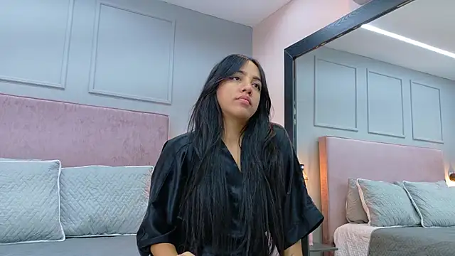 Snapshot of Camila_Hill_ chatting on February 28, 5:25 pm Camila Hill online show from February 28, 5:25 pm