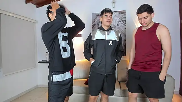 Snapshot of Brutal_primium chatting on April 5, 12:52 am Brutal primium online show from April 5, 12:52 am