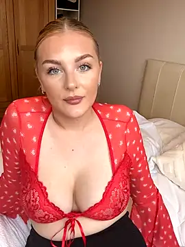 Snapshot of Layla_20_ chatting on October 28, 12:52 pm Layla 20 online show from October 28, 12:52 pm