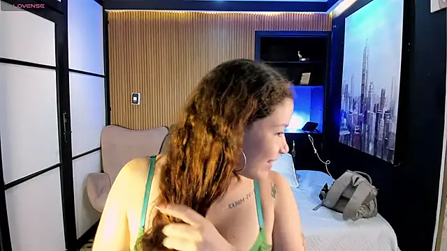 AphroditeSweet online show from November 28, 1:36 pm