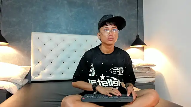 Daddy Darcks online show from October 10, 7:46 pm