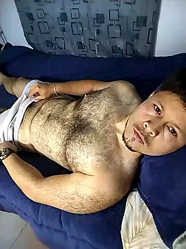 Snapshot of DADDYTTEDY1 chatting on January 12, 11:21 pm DADDYTTEDY1 online show from January 12, 11:21 pm