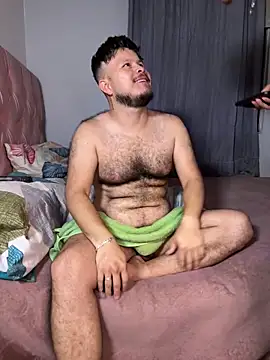 Snapshot of DADDYTTEDY1 chatting on May 15, 2:18 am DADDYTTEDY1 online show from May 15, 2:18 am