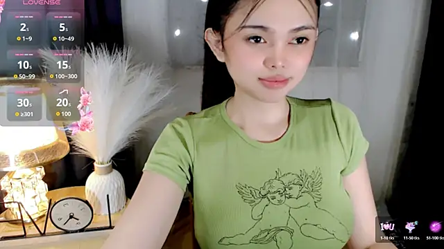 Snapshot of wildest_fantasy chatting on July 4, 9:54 pm wildest fantasy online show from July 4, 9:54 pm