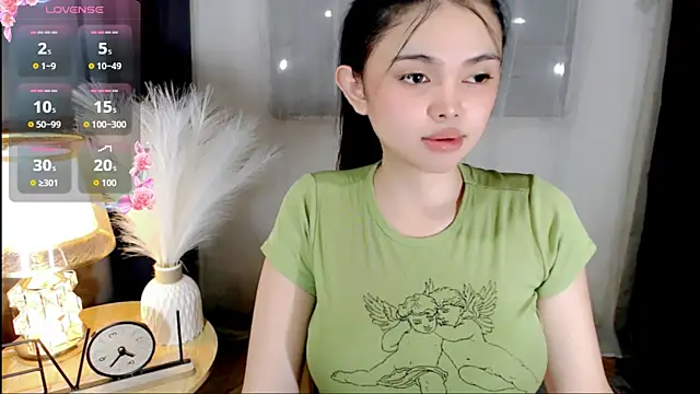 Snapshot of wildest_fantasy chatting on July 7, 9:08 pm wildest fantasy online show from July 7, 9:08 pm