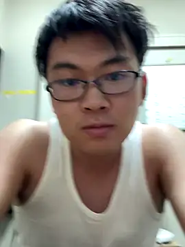 Snapshot of hiromu53 chatting on October 10, 11:09 am hiromu53 online show from October 10, 11:09 am