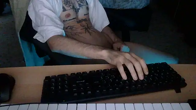 Snapshot of Kryk97 chatting on June 16, 6:21 pm Kryk97 online show from June 16, 6:21 pm