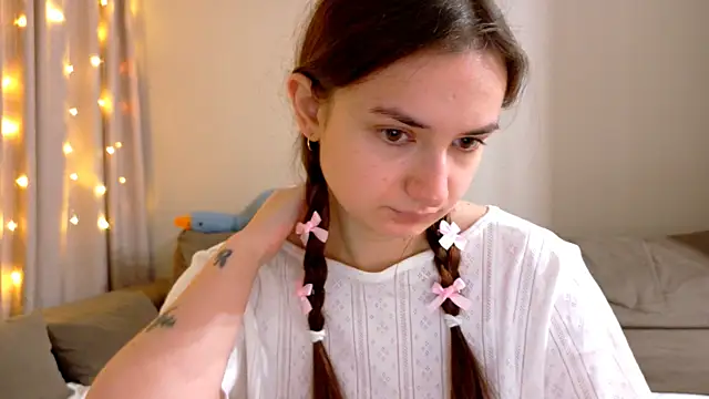 Lelia Vibe online show from November 11, 3:17 am