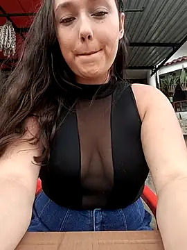 Snapshot of Naughty_Samantha chatting on October 19, 4:18 pm Naughty Samantha online show from October 19, 4:18 pm