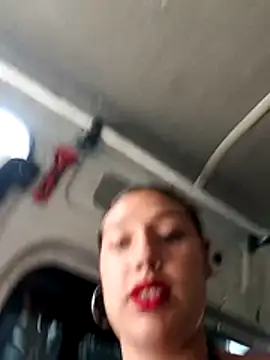 Snapshot of Naughty_Samantha chatting on November 19, 4:51 pm Naughty Samantha online show from November 19, 4:51 pm