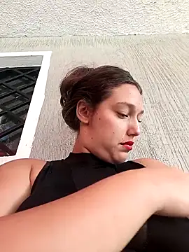 Snapshot of Naughty_Samantha chatting on November 23, 5:02 pm Naughty Samantha online show from November 23, 5:02 pm