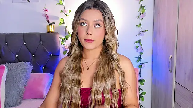 isajonnes18 online show from October 15, 2:55 am