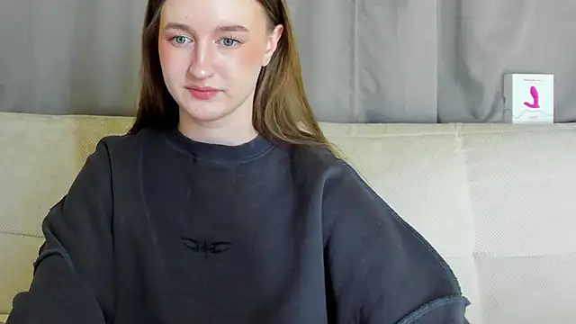 MissFoxy Ti online show from December 5, 1:25 am