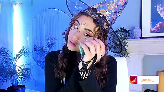 Anseru  online show from October 15, 11:43 am