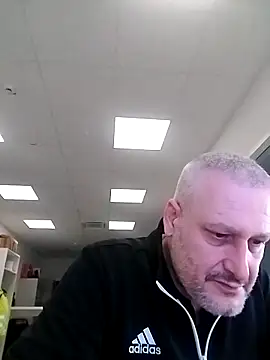 Hisnimin online show from February 4, 11:42 pm