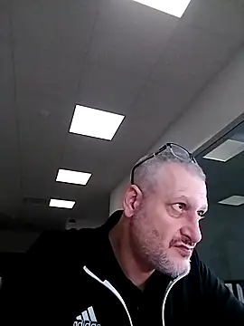 Hisnimin online show from February 8, 10:35 pm