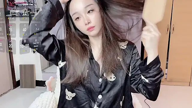 Snapshot of Y2Luvk chatting on November 2, 9:28 pm Y2Luvk online show from November 2, 9:28 pm