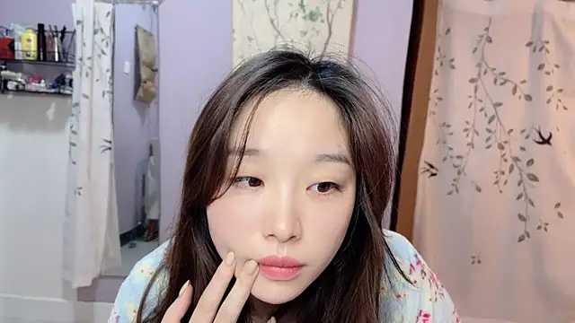 Snapshot of Y2Luvk chatting on November 26, 9:16 pm Y2Luvk online show from November 26, 9:16 pm