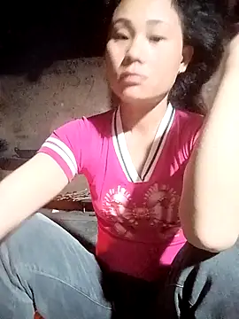 Snapshot of Ruaiuoi chatting on July 5, 9:33 pm Ruaiuoi online show from July 5, 9:33 pm