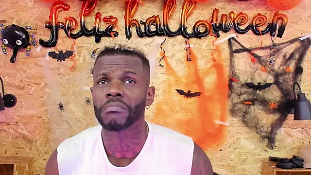 santiblack7 online show from October 28, 7:38 pm