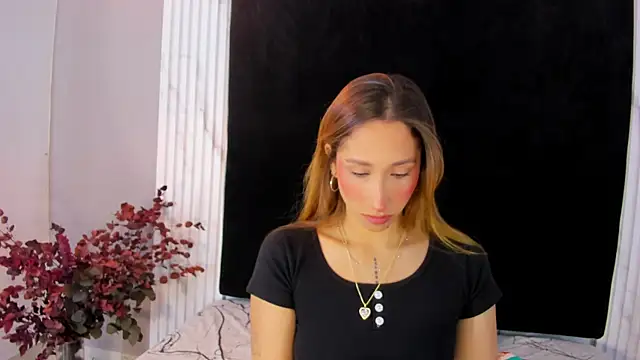 MONIK FOX CR online show from September 17, 7:48 pm