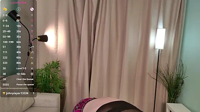 Snapshot of lisabaus chatting on February 15, 7:16 am lisabaus online show from February 15, 7:16 am