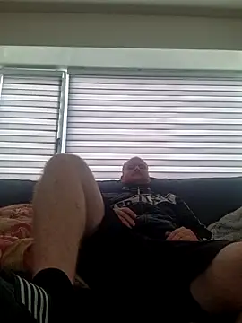 svenni2525 online show from October 18, 11:55 am