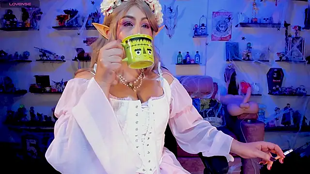 Snapshot of winnylove1 chatting on October 30, 9:59 pm winnylove1 online show from October 30, 9:59 pm